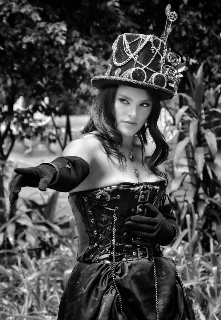 The Definitive Steampunk Accessories Guide - steamwroughttimepieces.com